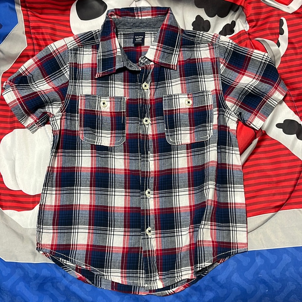 Gap bottom down short sleeve shirt